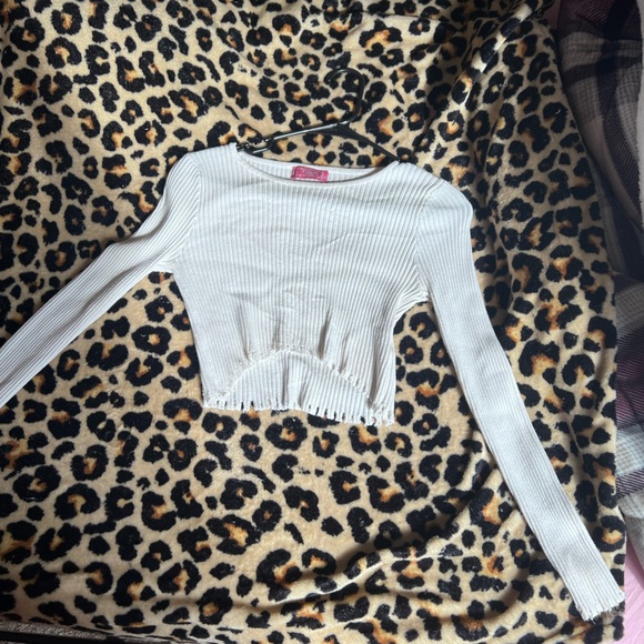 White distressed crop top - Picture 1 of 2